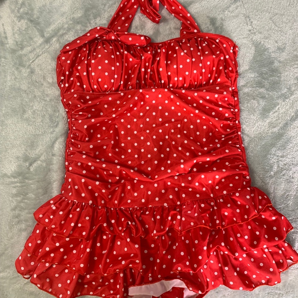 SWIMSUIT !!